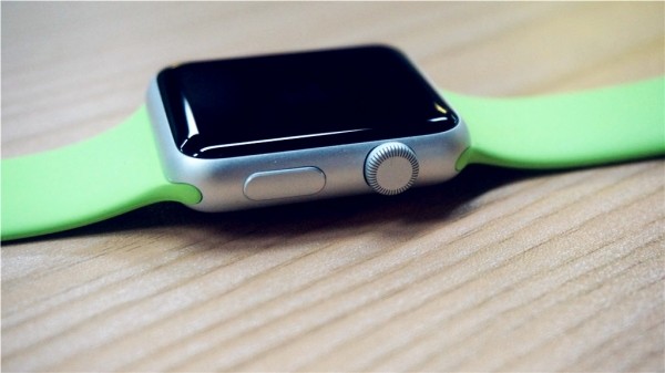 Apple Watch开箱及动手玩:总觉得像一台小iPhone