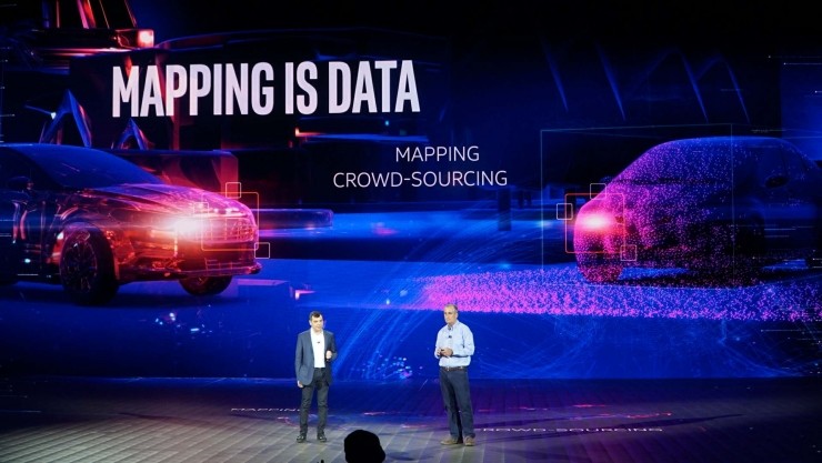 刚刚,Intel 拿出了 CES 历届最精彩演出,没有之一 | CES 2018